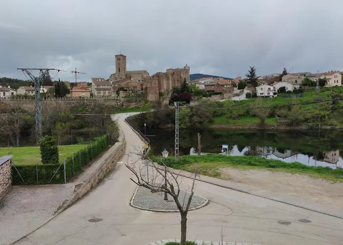 Puente Viejo De Buitrago Casa Fresno